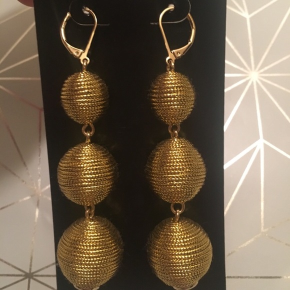 Stunning J Crew Triple Drop Dangle Earrings - Picture 3 of 5
